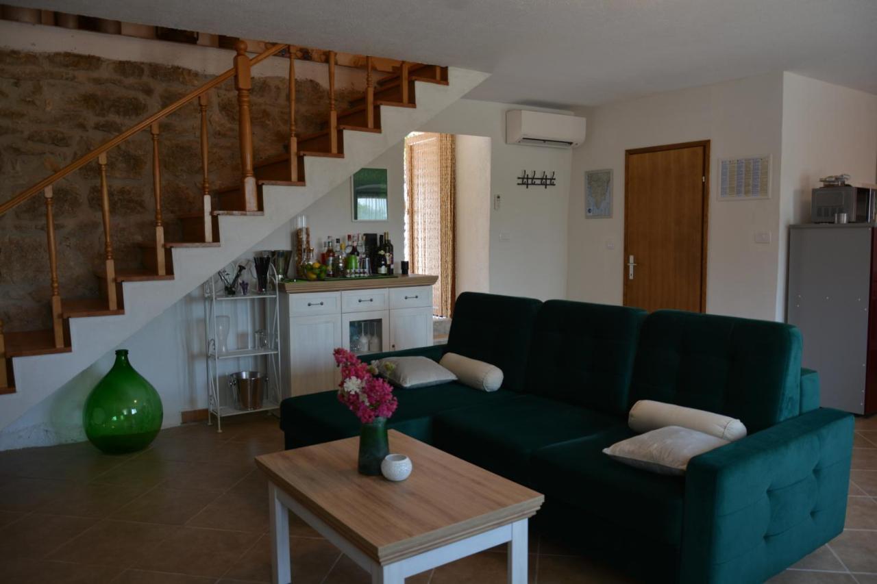 Casa Ferata - Holiday Home Vižinada Eksteriør billede