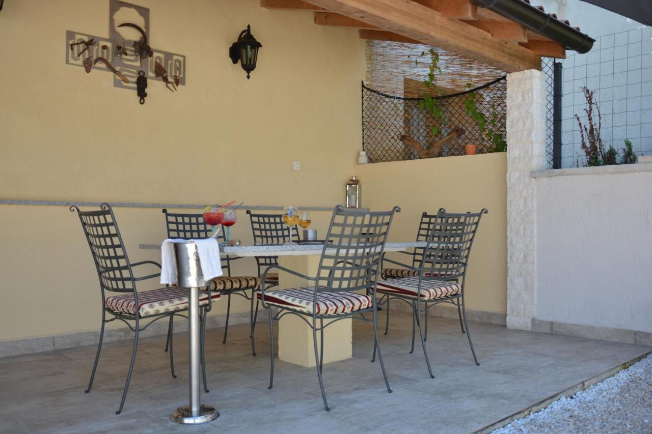 Casa Ferata - Holiday Home Vižinada Eksteriør billede